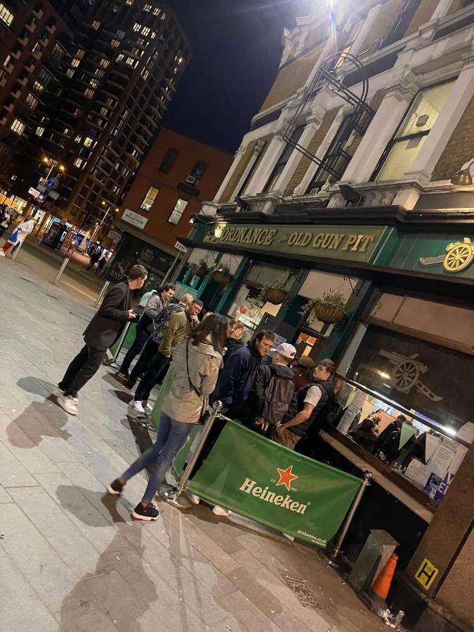 Woolwich Backpackers New Vandrerhjem London Eksteriør bilde